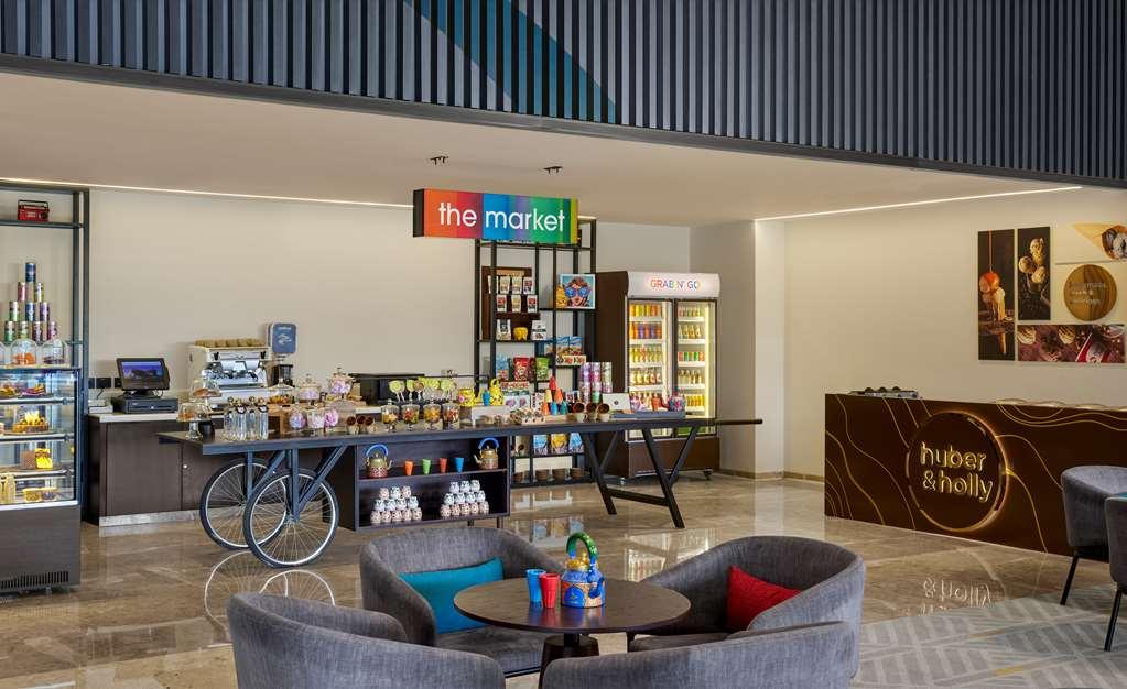 Hyatt Place Vadodara Restaurang bild